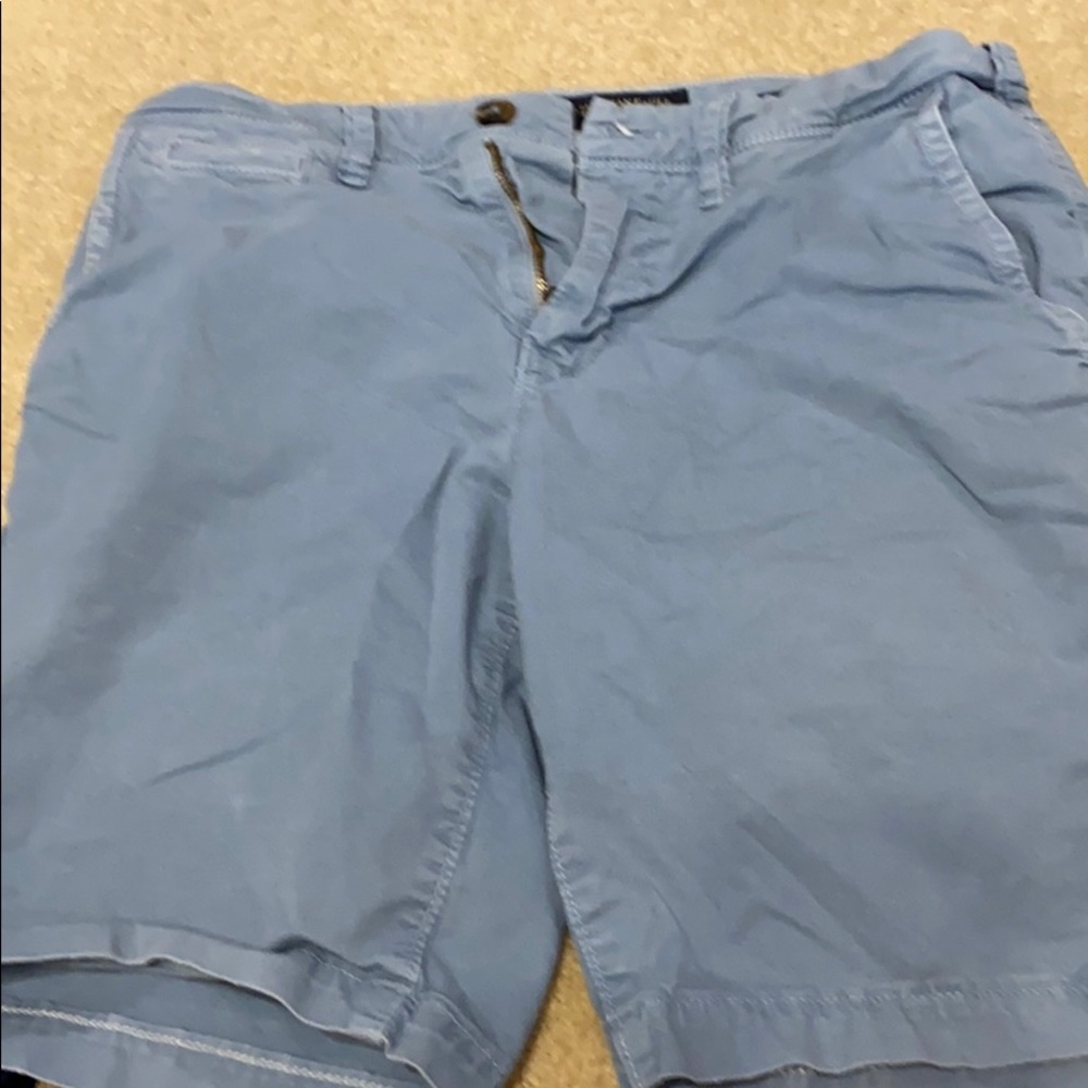 Men’s American Eagle shorts